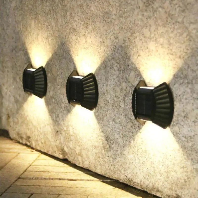 Set 4 lampi solare exterioare pentru perete, iluminare sus-jos Cosul magic