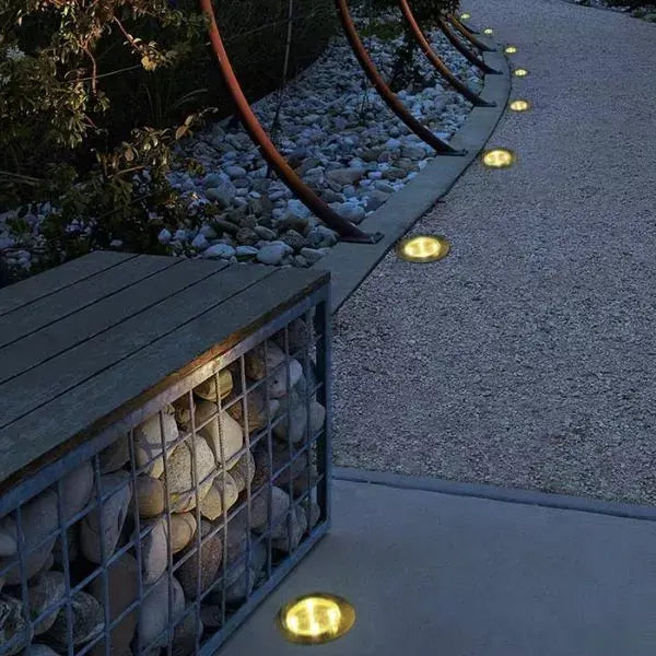 Lampă solară pentru grădină și terasă (3 bucăți) | Lumini Magice Cosul magic