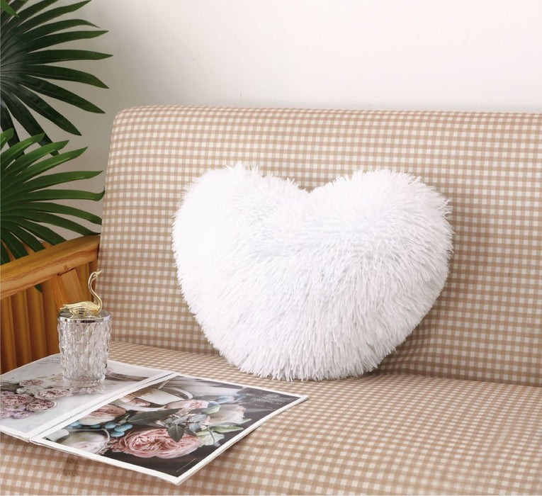 Perna decorativa fluffy , alba